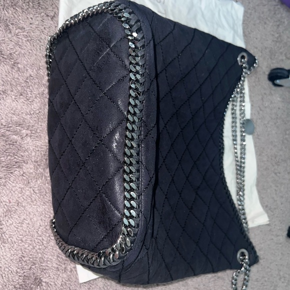 Stella McCartney Black Quilted Shoulder Bag with Silver Chain - Picture 3 of 12